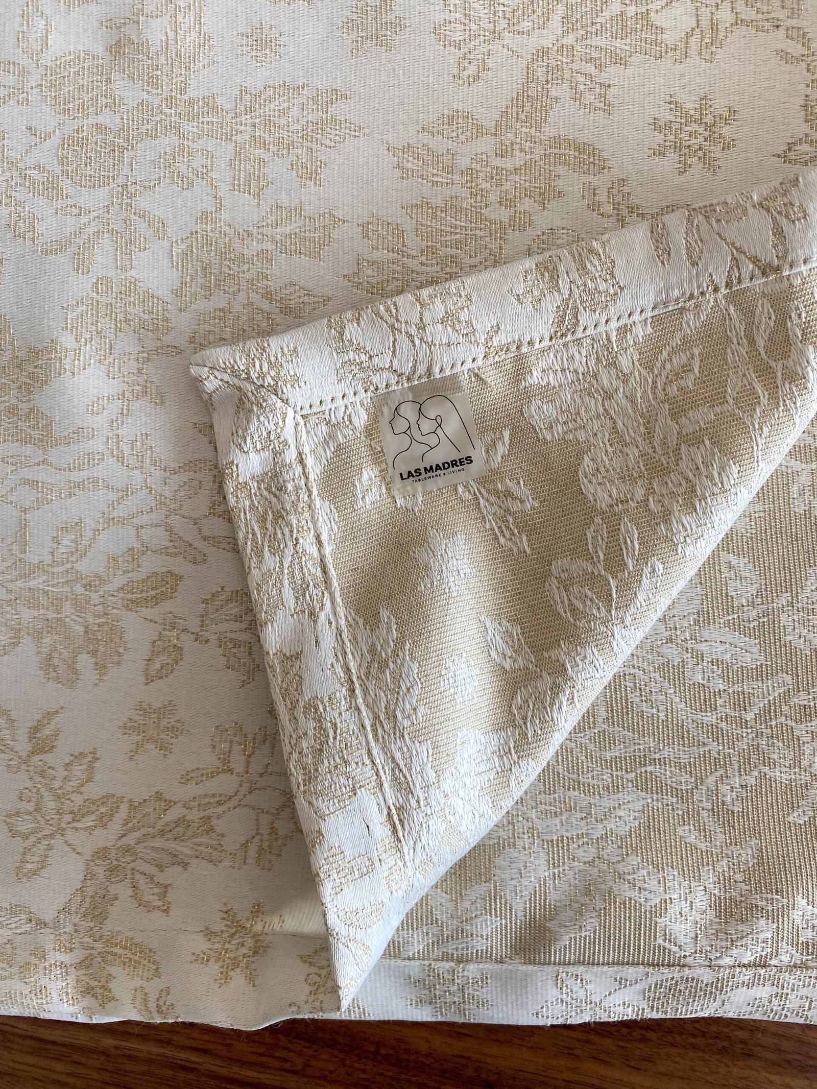 Caminho de mesa tom pérola com brilho Lapónia - Image 2