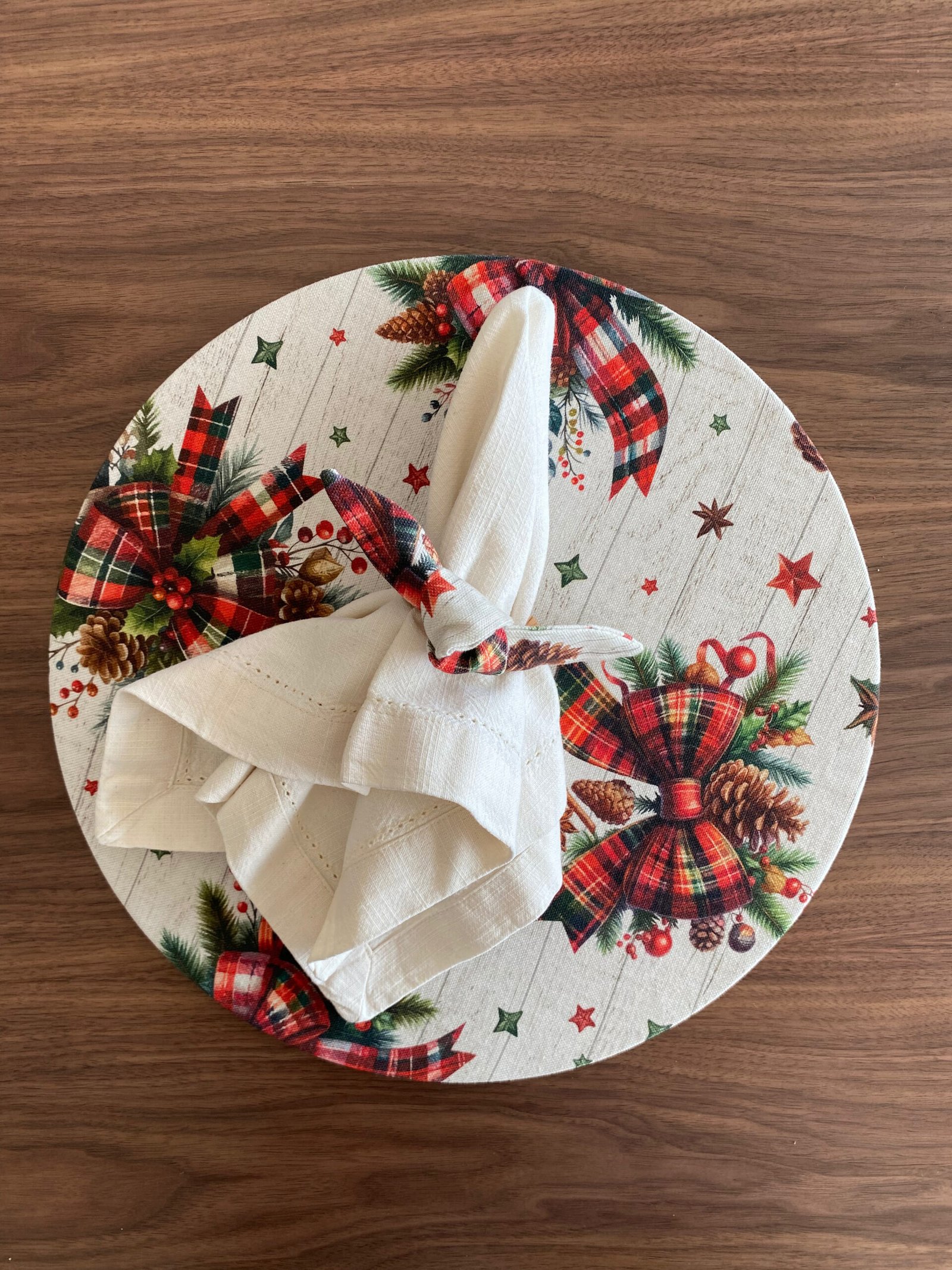 Capa para Individual Circular com laço Lapónia